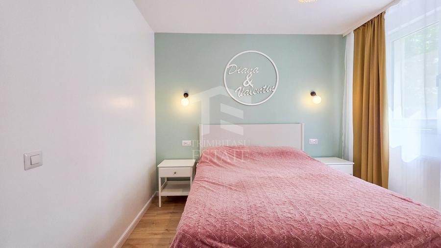 Apartament cu 2 camere semidecomandat, mobilat în 1 Mai
