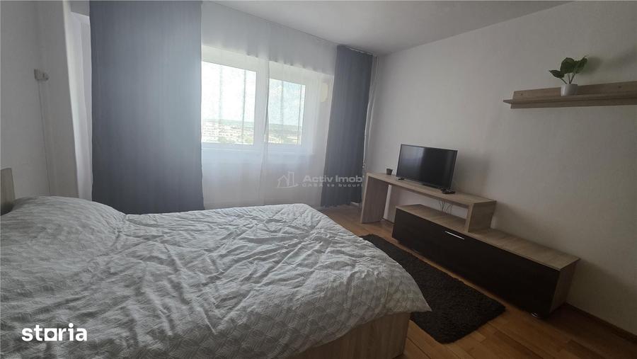 Garsonieră decomandată în Rovine