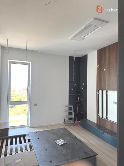 Apartament cu 4 camere decomandat, mobilat în Torontalului