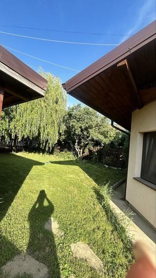 Casă cu 4 camere cu Teren 400 Mp în Valea Adâncă