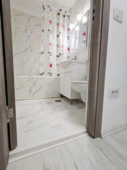 Apartament cu 3 camere decomandat în Ultracentral