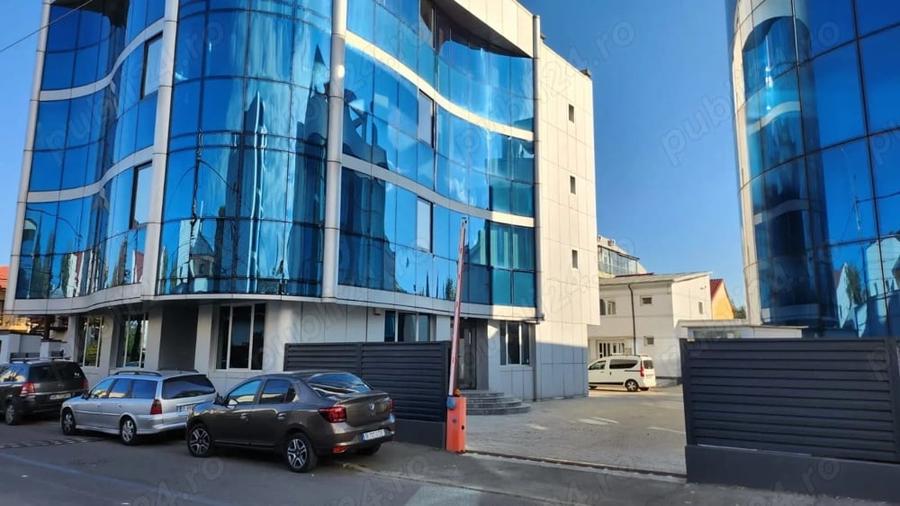 Spațiu comercial, de 1,250 mp, în Dămăroaia