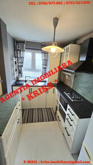 Apartament cu 2 camere semidecomandat în Craiovei