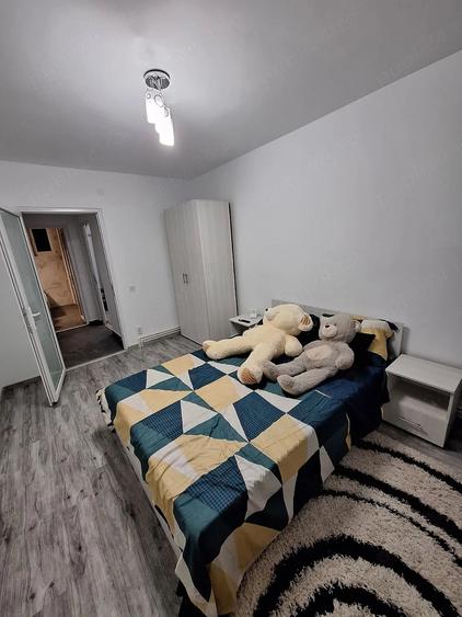 Inchiriez Apartament 2 Camere Dezrobirii Rovine Calea Bucure?ti - 4