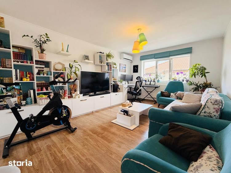 Apartament cu 3 camere decomandat, mobilat în Soarelui