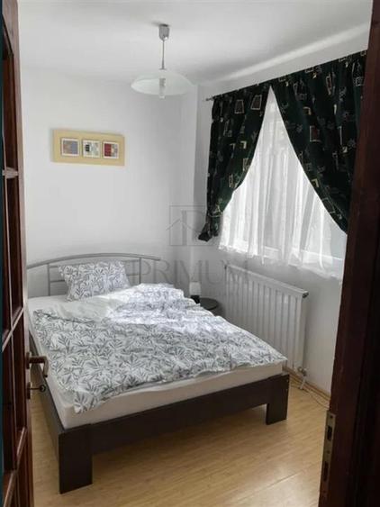 Apartament cu 3 camere decomandat în Dacia
