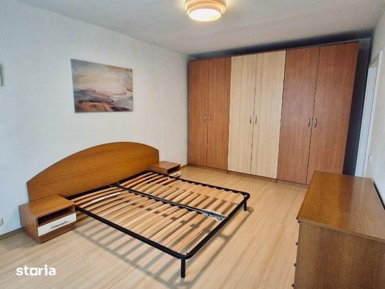 Apartament cu 3 camere decomandat, mobilat în Drumul Taberei