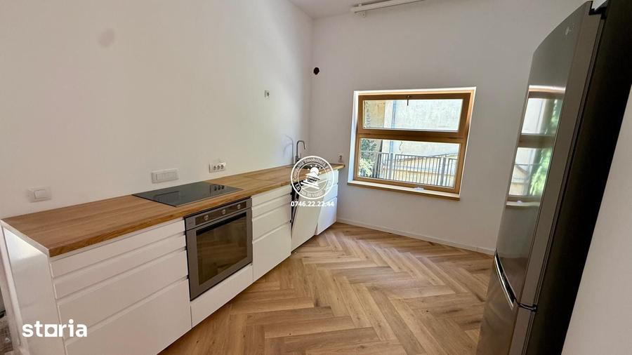 Casă cu 2 camere cu Teren 300 Mp în Central