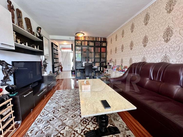 Duplex cu 4 camere cu Canalizare în Bună Ziua