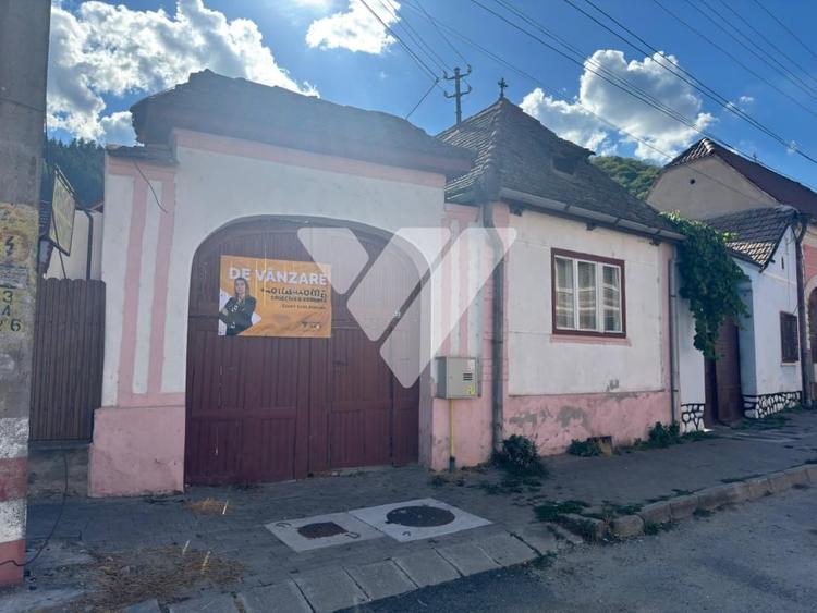 Casă individuală cu 4 camere cu Canalizare în Săliște