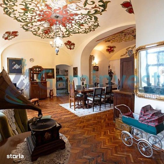 Casă cu 4 camere cu Teren 10000 Mp în Sălard