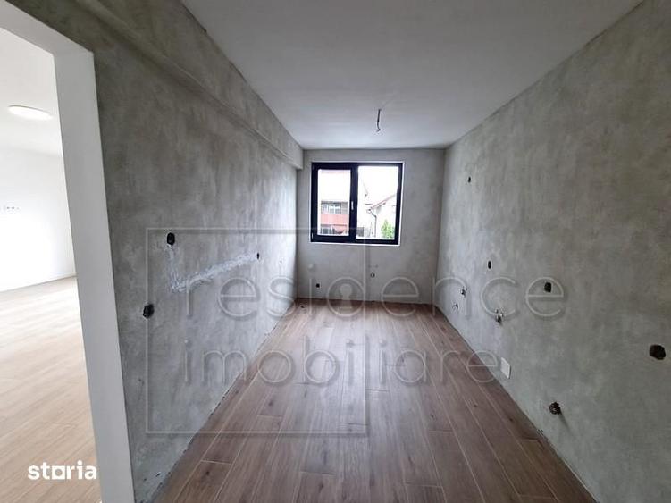 Casă cu 6 camere cu Teren 300 Mp în Gheorgheni