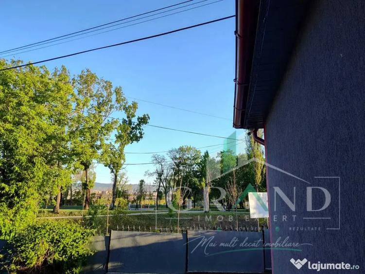 Casă cu 5 camere cu Teren 250 Mp în Central