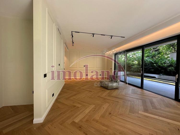 Apartament cu 3 camere decomandat în Floreasca