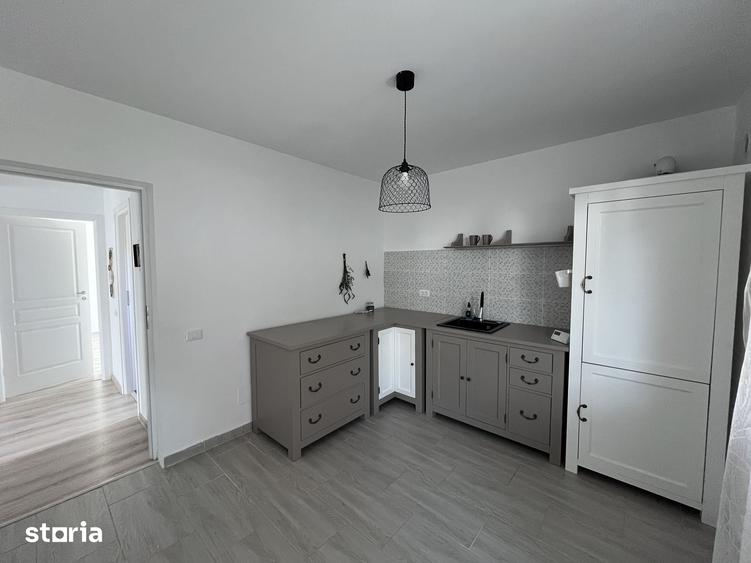 Casă cu 3 camere cu Teren 330 Mp în Bucium