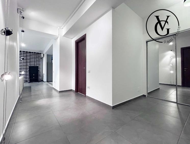 Apartament cu 3 camere decomandat, mobilat în Băneasa