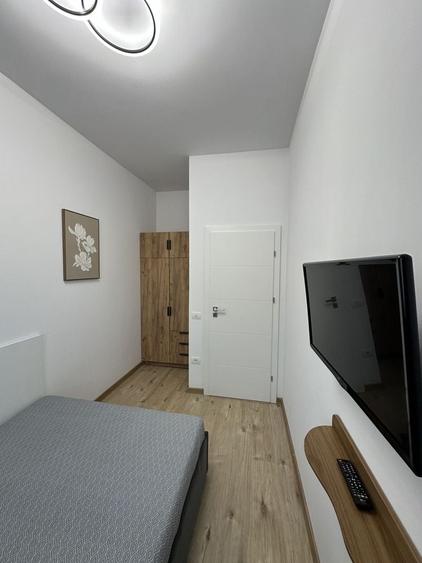 Apartament cu 2 camere semidecomandat în Giroc