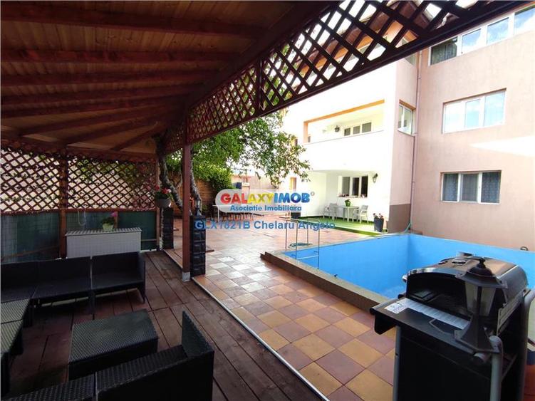 Casă cu 9 camere cu Piscina în Dristor