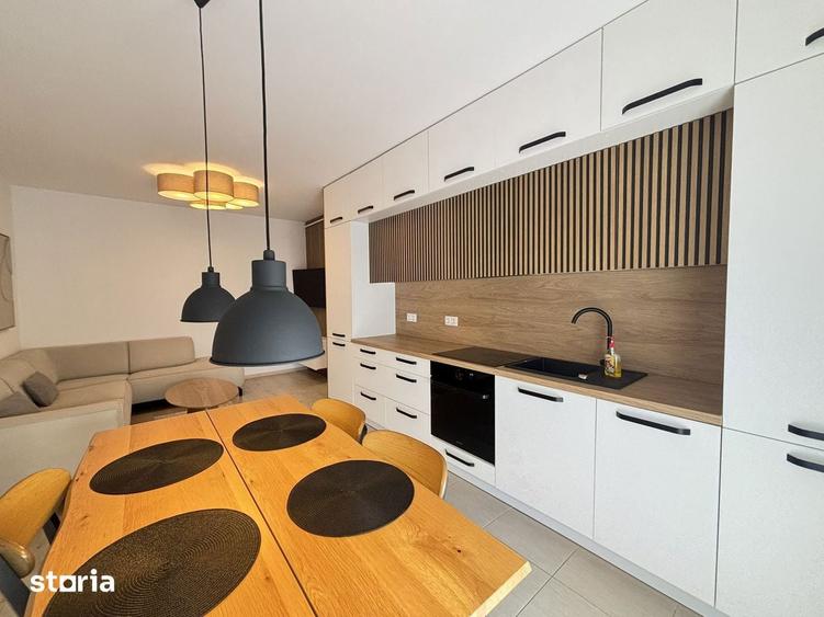 Apartament cu 3 camere în Tractorul