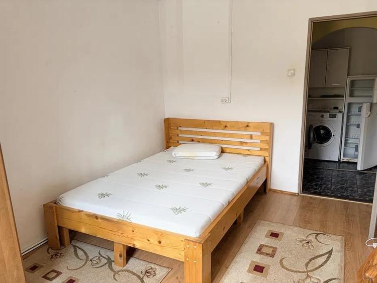 Apartament cu 2 camere decomandat în Hipodrom 3
