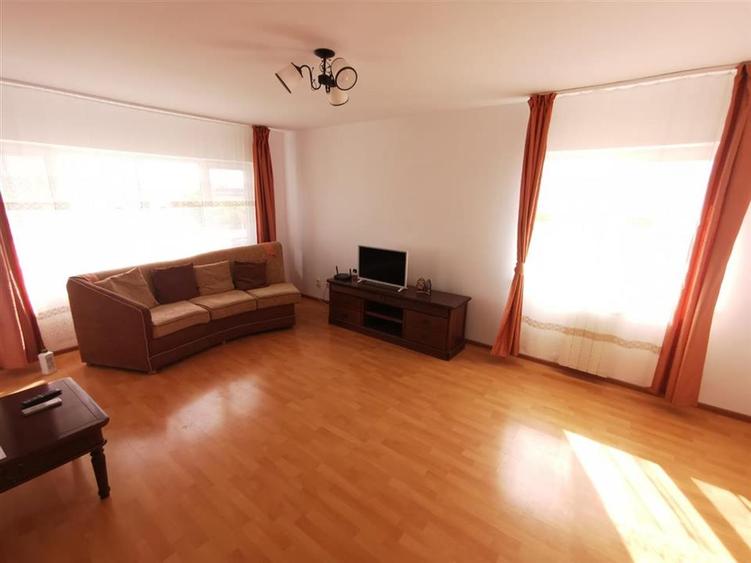 Apartament cu 2 camere decomandat, mobilat în Canta