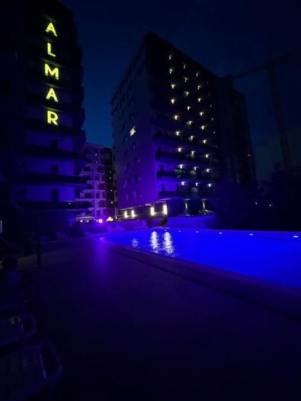 Apartament cu 2 camere semidecomandat, mobilat în Nord