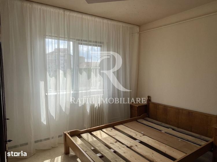 Apartament cu 2 camere decomandat în Rogerius