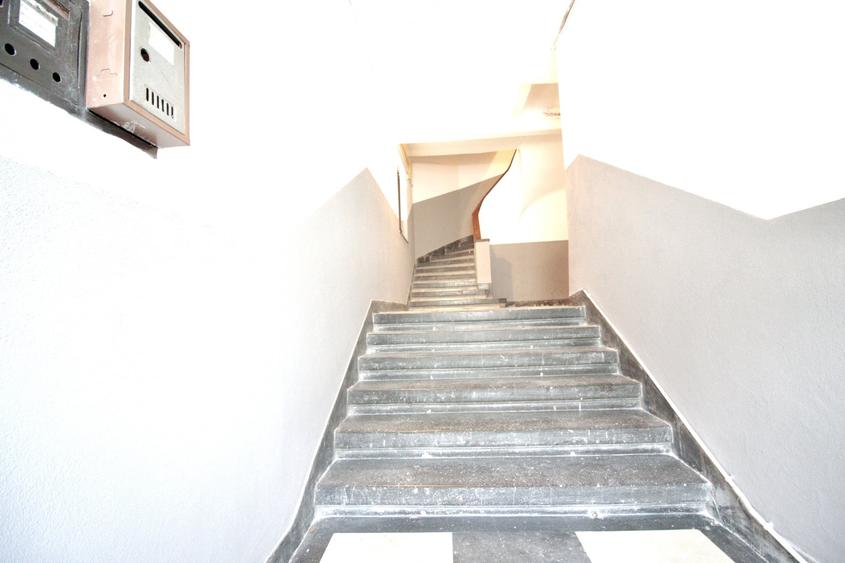 CALEA DOROBANTI, APARTAMENT NEMOBILAT IN BLOC TIP VILA, 0% COMISION! - 9