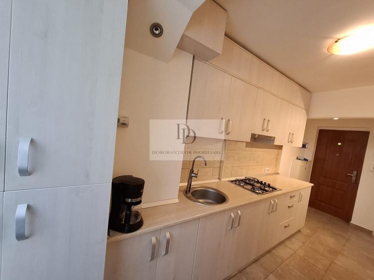 Apartament cu 2 camere semidecomandat, mobilat în Gheorgheni