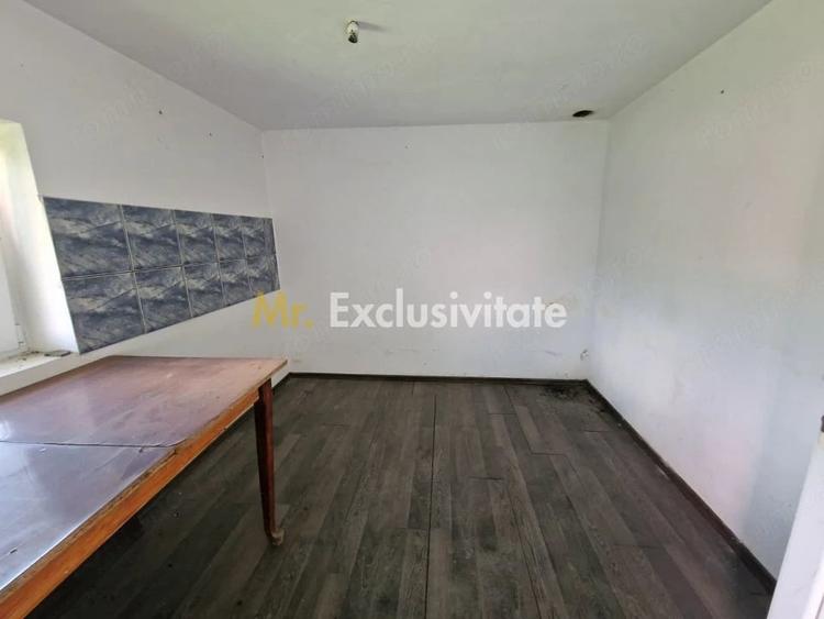 Casă cu 4 camere cu Teren 400 Mp în Călinești