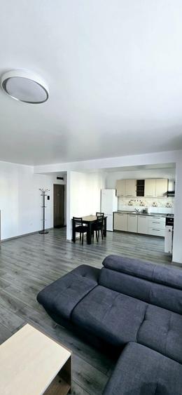 Apartament cu 2 camere decomandat în Teilor