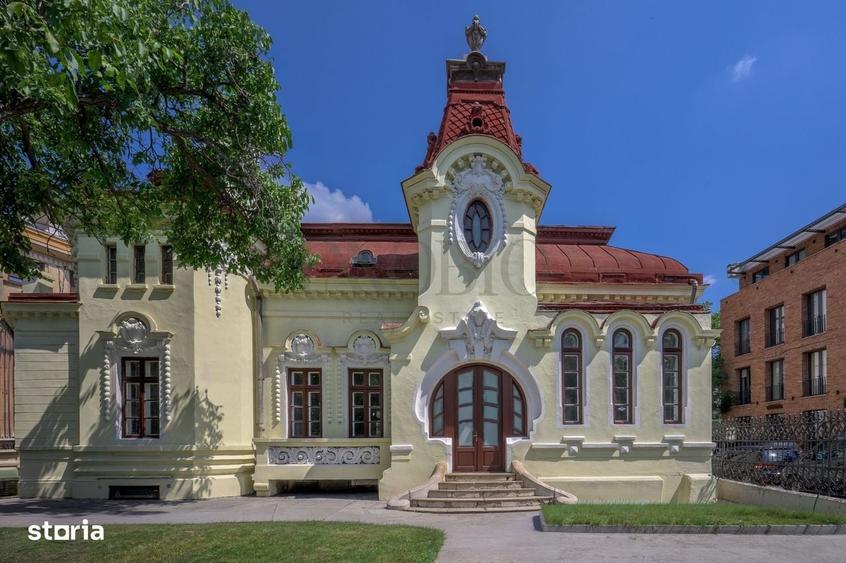 Casă cu 4 camere cu Teren 707 Mp în Romană