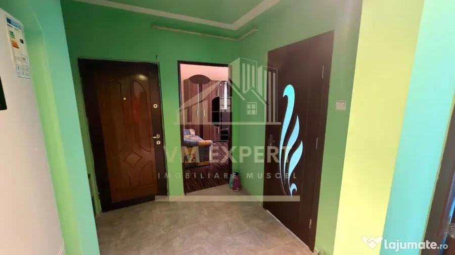 Apartament cu 2 camere decomandat în Central