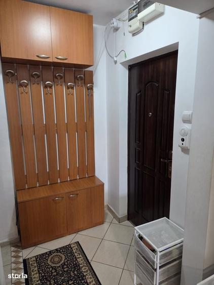 Tomis Nord-Calinescu, 2 camere decomandate, balcon, beci, liber, neg. - 7