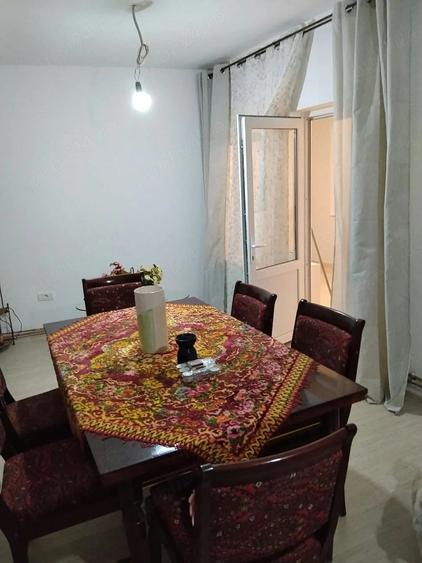 Casă cu Teren 200 Mp în Central