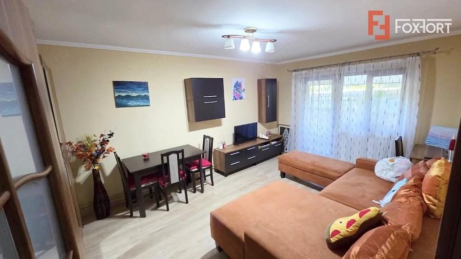 Apartament cu 3 camere decomandat în Torontalului