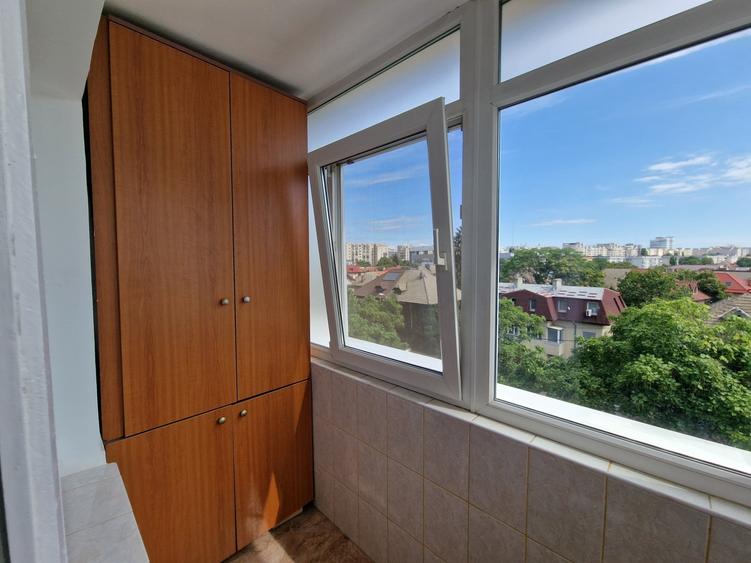 Apartament cu 2 camere decomandat, mobilat în P-ța Alba Iulia