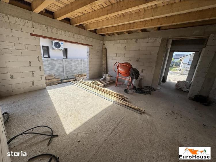 Casă cu 4 camere cu Teren 428 Mp în Central