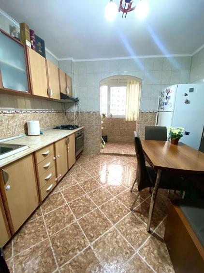 Apartament cu 2 camere decomandat în Dristor