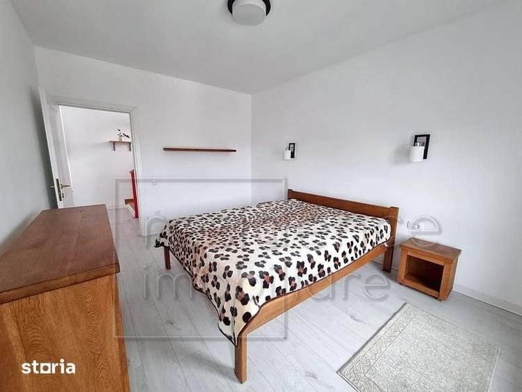 Casă cu 4 camere cu Teren 350 Mp în Borhanci