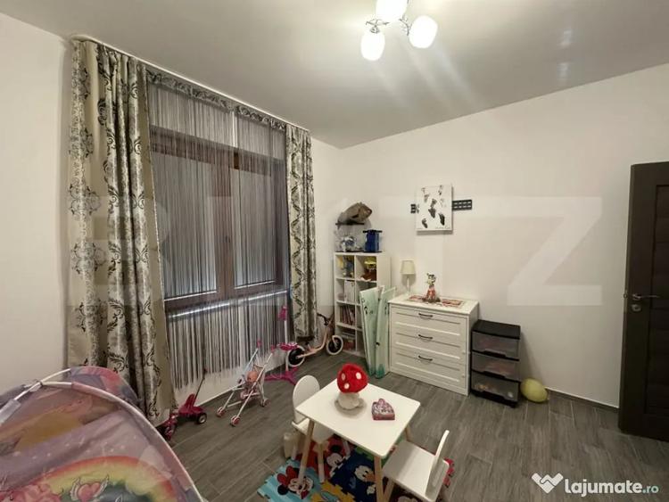 Casă cu 3 camere cu Teren 2170 Mp în Central