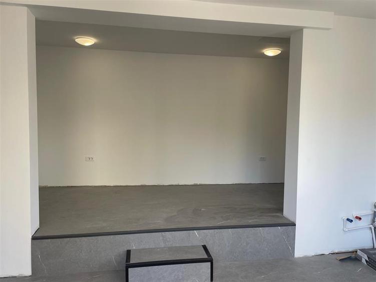 Spațiu comercial, de 78 mp, în Hașdeu