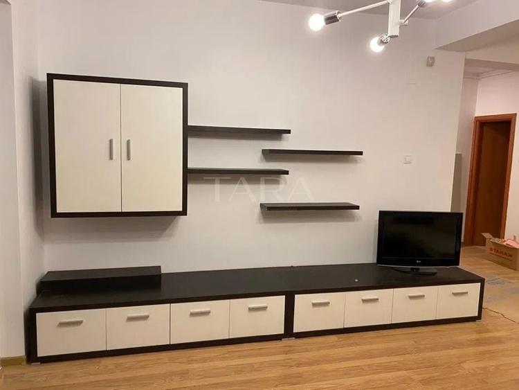 Apartament cu 2 camere semidecomandat, mobilat în Andrei Mureșanu