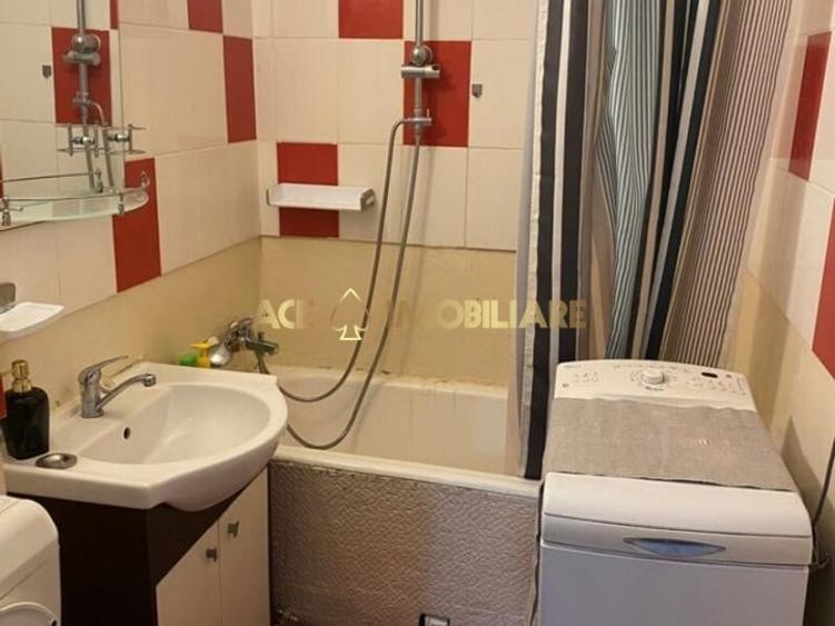 Garsonieră decomandată, mobilată în Muncii