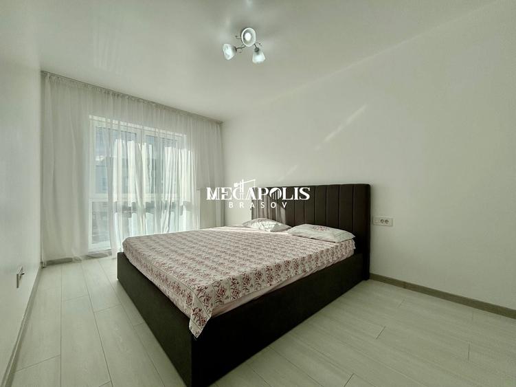 Apartament cu 2 camere decomandat în Tractorul