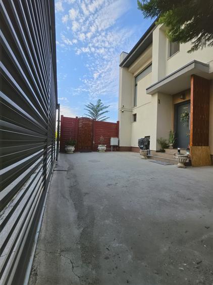 Duplex cu 4 camere cu Teren 200 Mp în Theodor Pallady