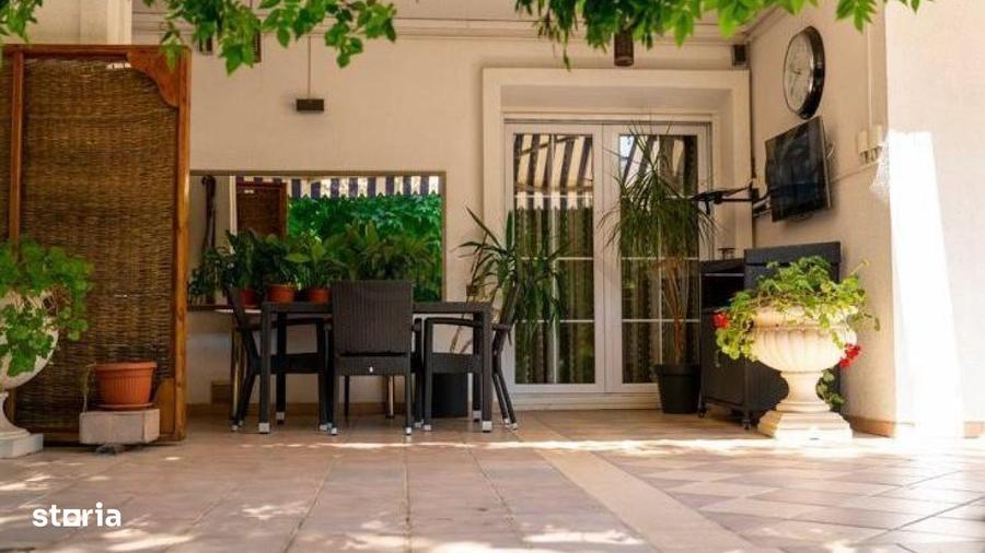 Casă cu 4 camere cu Piscina în Ferme