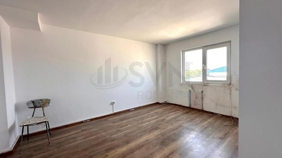 Spațiu comercial, de 4,811 mp, în Central