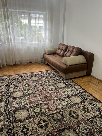Apartament cu 2 camere decomandat în Exterior Vest