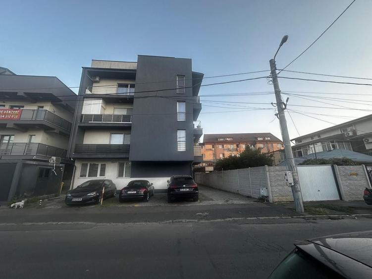Apartament cu 2 camere decomandat în Rahova